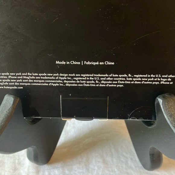 kate spade: Clear Floral iPhone 16 Case - Multicolor - Picture 9 of 16